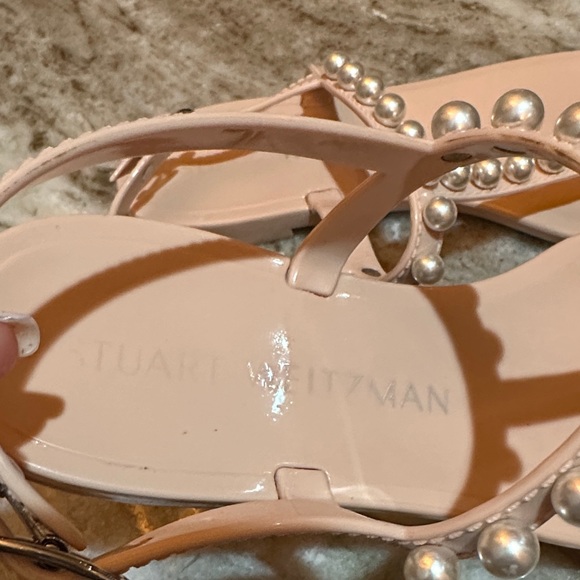 Stuart Weitzman Elegant Pearl-Embellished Sandals - Picture 3 of 8